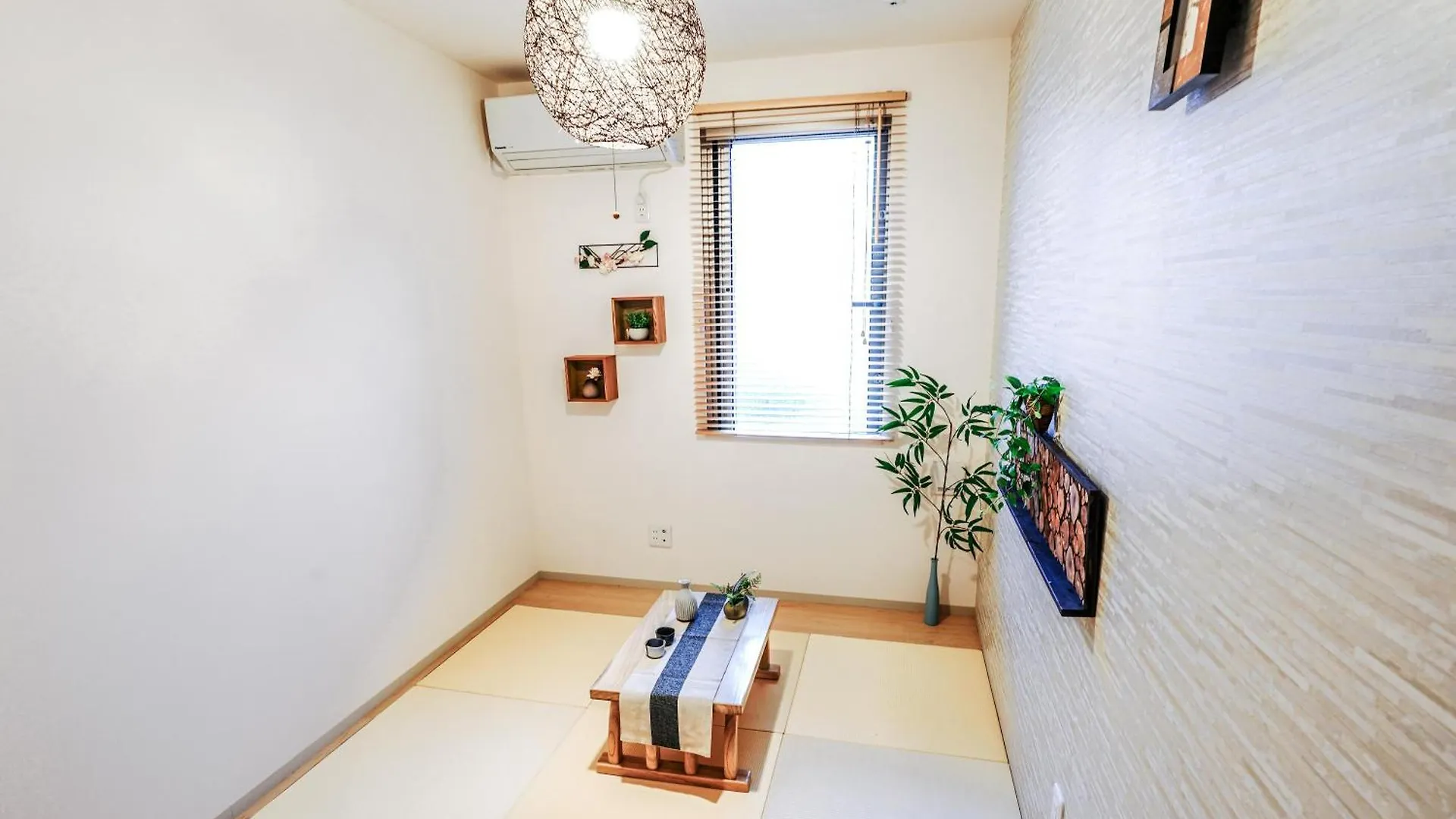 B22池袋中心 两室 交通便利 车站3分钟 2 Rooms Ikebukuro Center 3 Mins To St Max 5P 直达新宿 涉谷 表参道 池袋 上野 代代木 银座 原宿 Tokyo 0*,  Japan